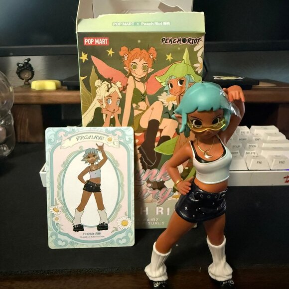 POP MART Peach Riot Punk Fairy Series Figures Frankie Moonrise - Picture 1 of 5